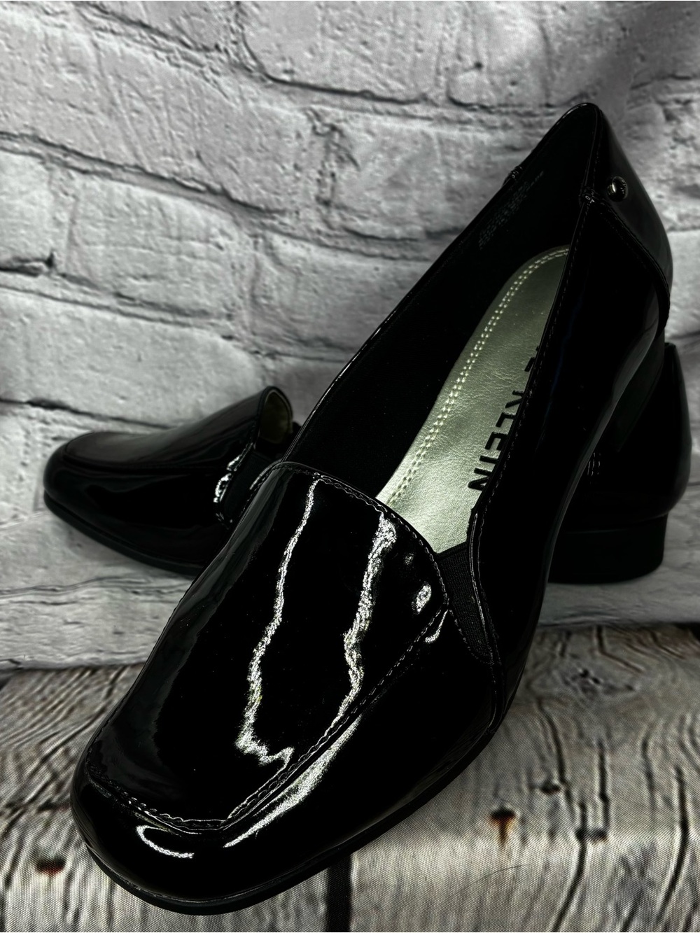 Minimalist Corporate Goth Preppy Dark Academia Liquid Glossy Black‎ Loafers Sz 8 - Picture 3 of 10